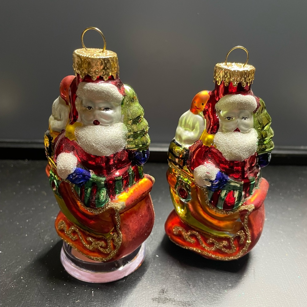 Glass Vintage Pair Of Santa In Sled 4” Ornaments By G&D Presents Xmas Tree